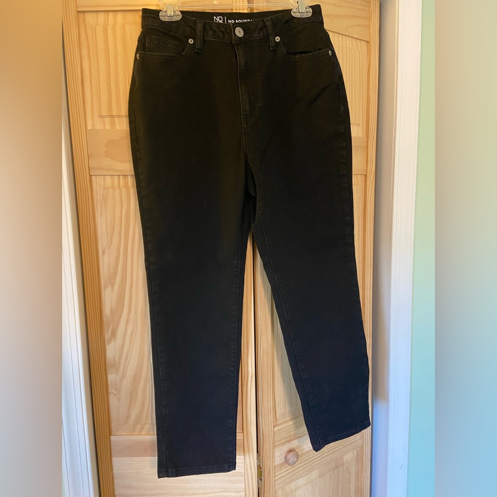 No Boundaries Juniors 9 High Rise Ankle Length Black Jeans